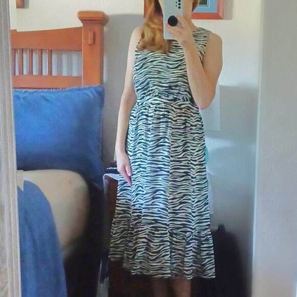 J. Crew Tiered Midi Dress Sleeveless Zebra Print 4 NWT - Picture 2 of 11